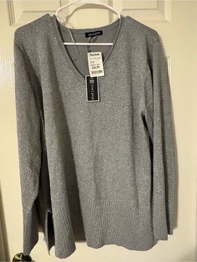 Cable & Gauge Ladies Metallic V-Neck Sweater - Silver